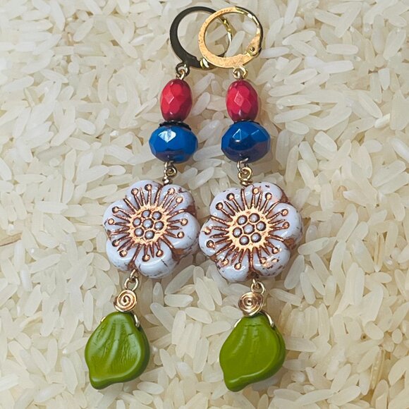 Colorful Long Dangle Nature-Inspired Flower Earrings - Picture 4 of 6